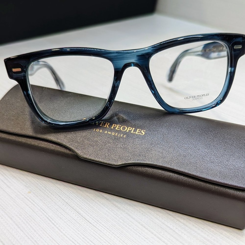 Oliver Peoples Oliver